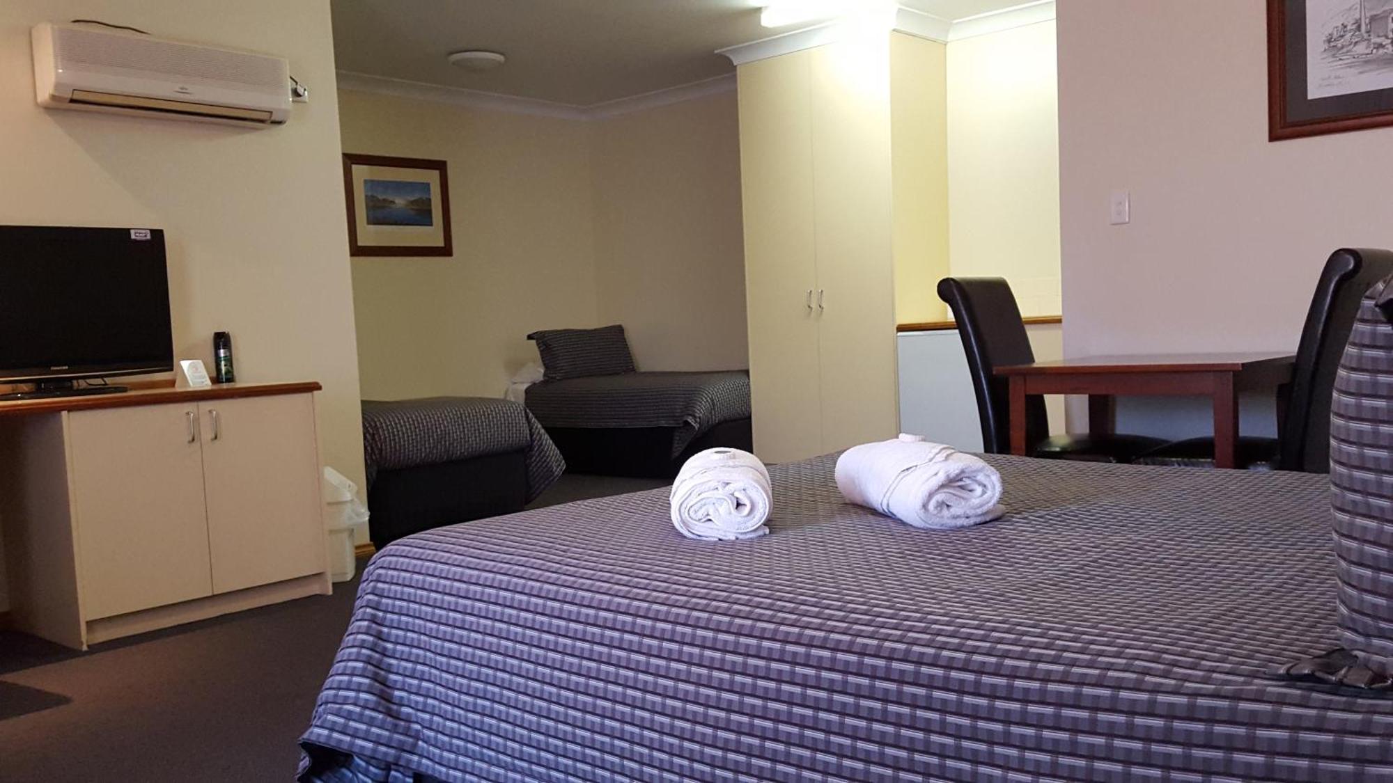 Gateway Motor Inn - Self Check-In Broken Hill Exteriér fotografie